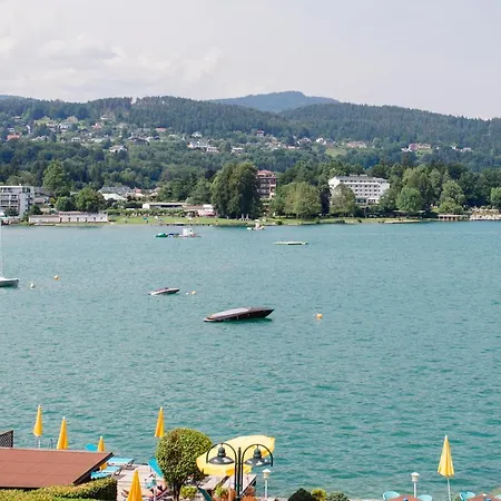 Гостевой дом Best In Hosting Beach House Velden Фельден-ам-Вёртер-Зе