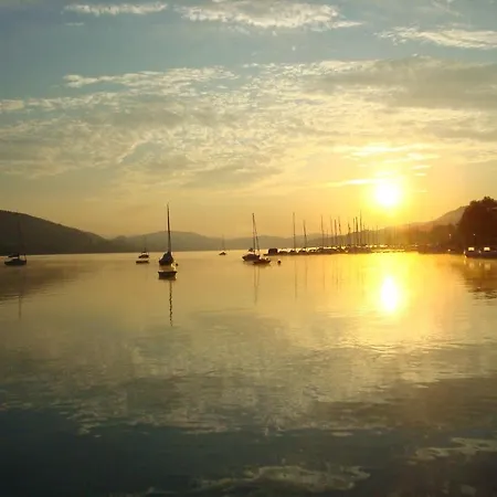 Best In Hosting Beach House Velden Гостевой дом 3*