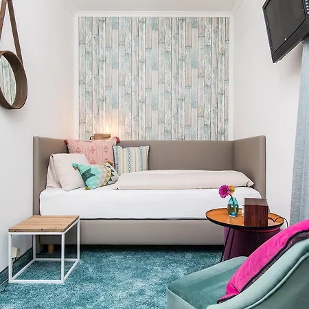 Best In Hosting Beach House Velden 3*