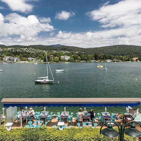 Best In Hosting Beach House Velden 3*