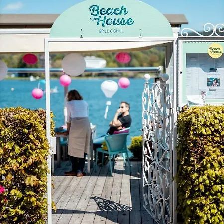 Гостевой дом Best In Hosting Beach House Velden 3*