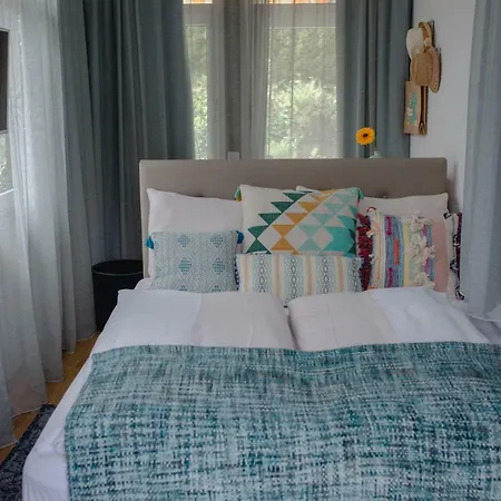 Best In Hosting Beach House Velden 3*