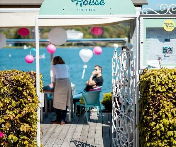 Pensión Best In Hosting Beach House Velden 3*